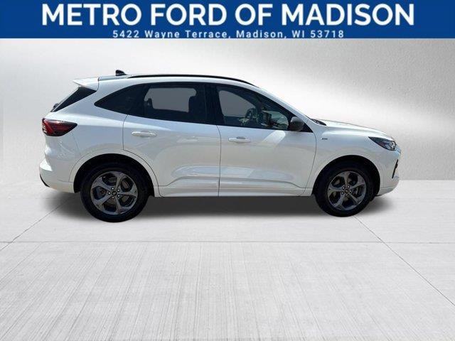 2024 Ford Escape - $28,995