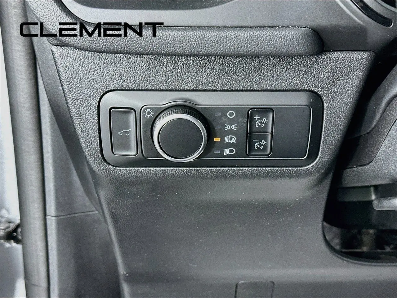 2024 Ford Escape - $21,558