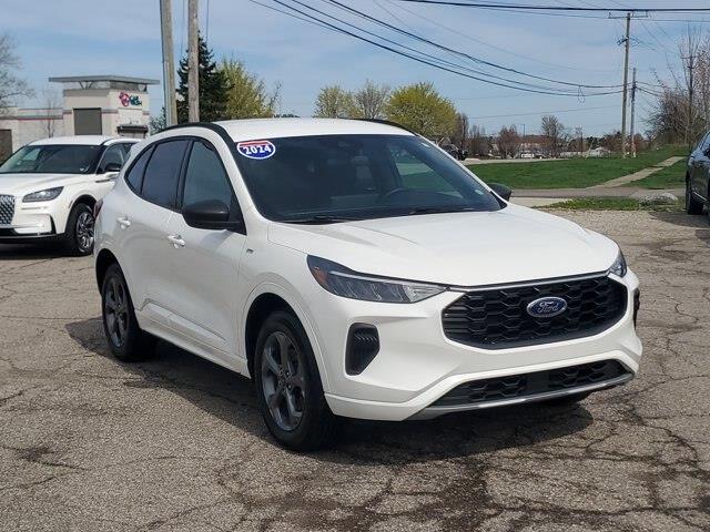 2024 Ford Escape - $26,995