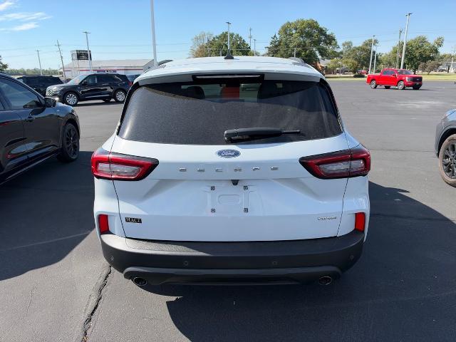 2025 Ford Escape - $18,700