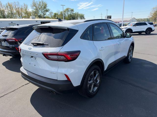 2025 Ford Escape - $18,700