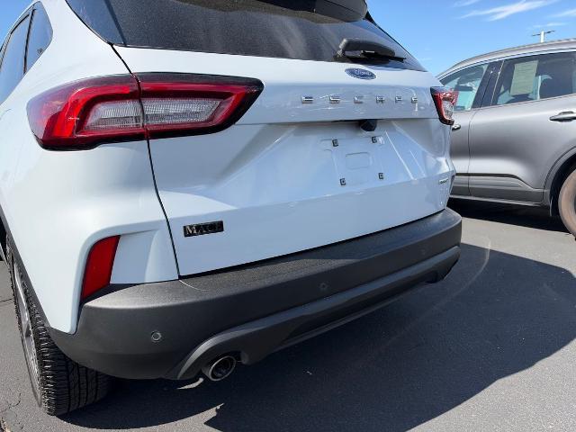 2025 Ford Escape - $18,700