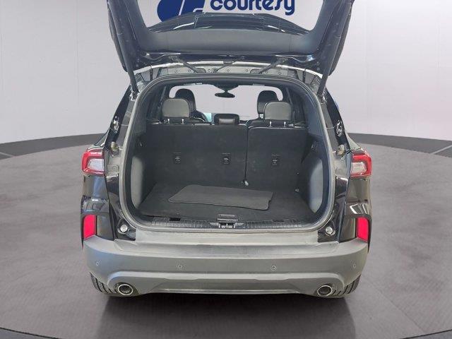 2025 Ford Escape - $27,990