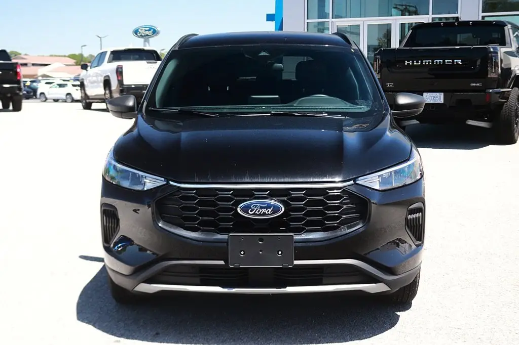 2025 Ford Escape - $26,197