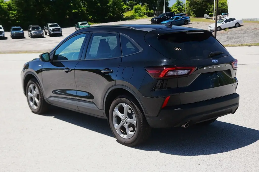 2025 Ford Escape - $26,197