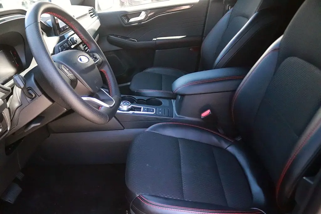 2025 Ford Escape - $26,197