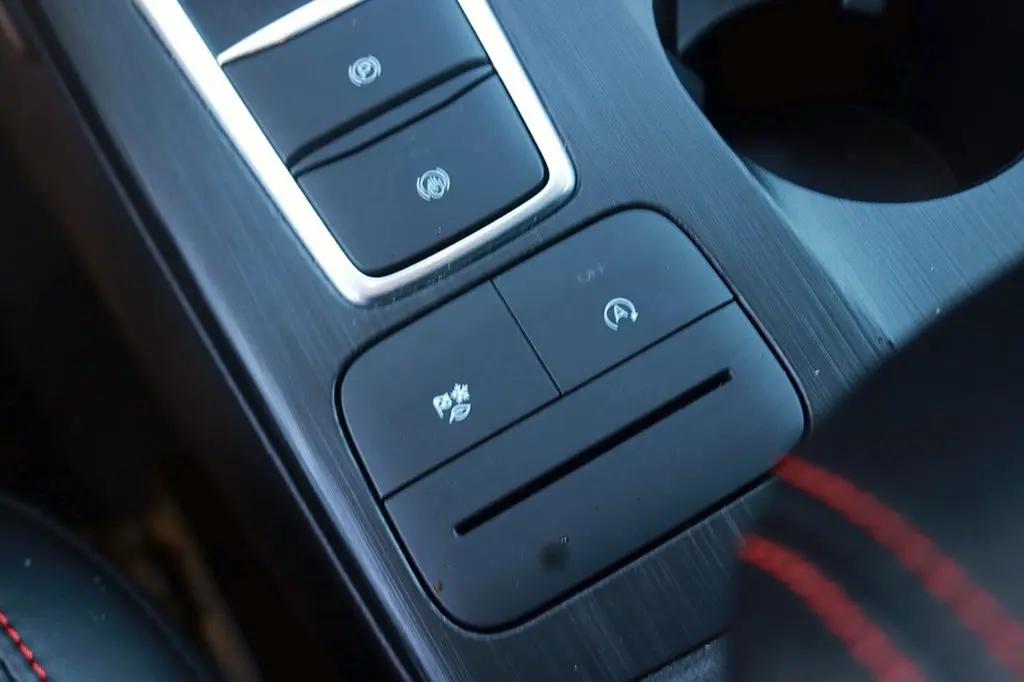 2025 Ford Escape - $26,197