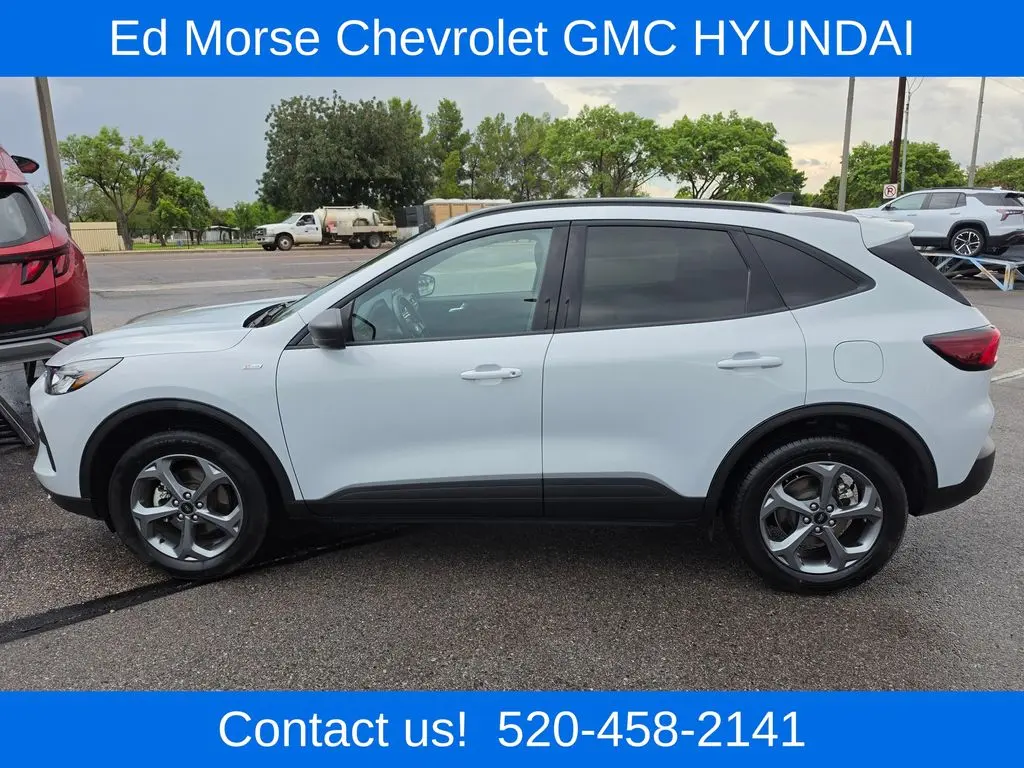 2025 Ford Escape - $22,495