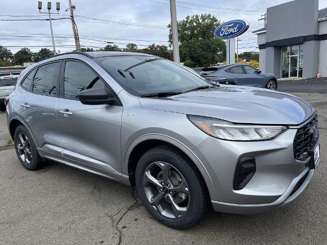 2023 Ford Escape - $29,687
