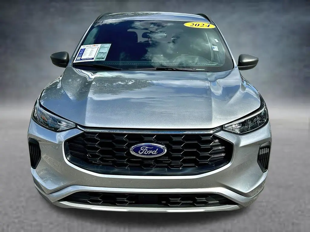2024 Ford Escape - $16,449