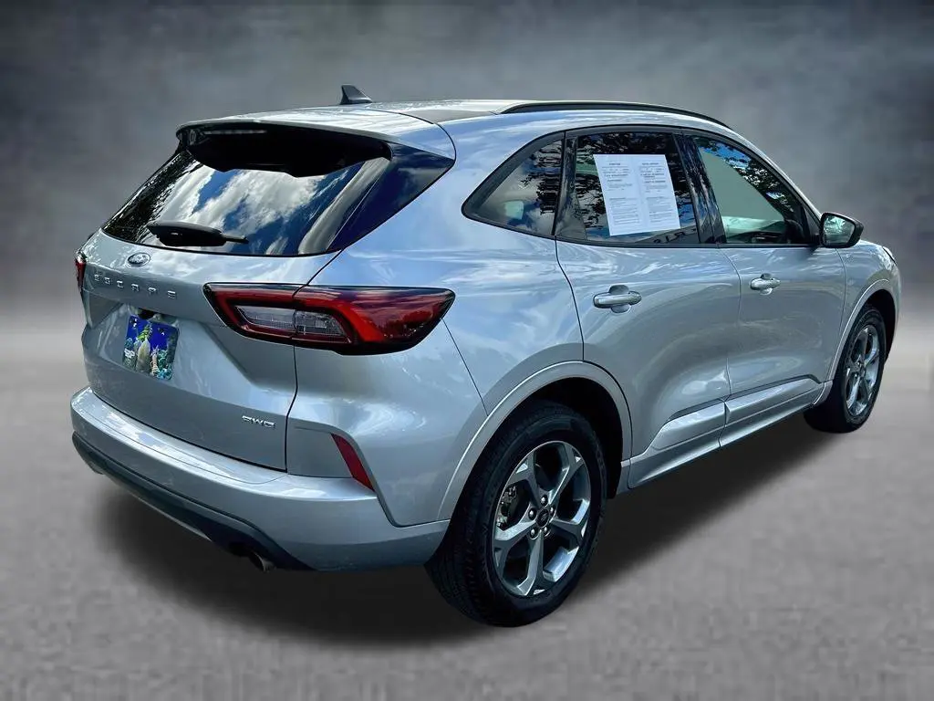 2024 Ford Escape - $16,449