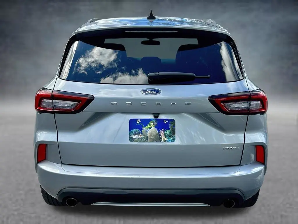2024 Ford Escape - $16,449