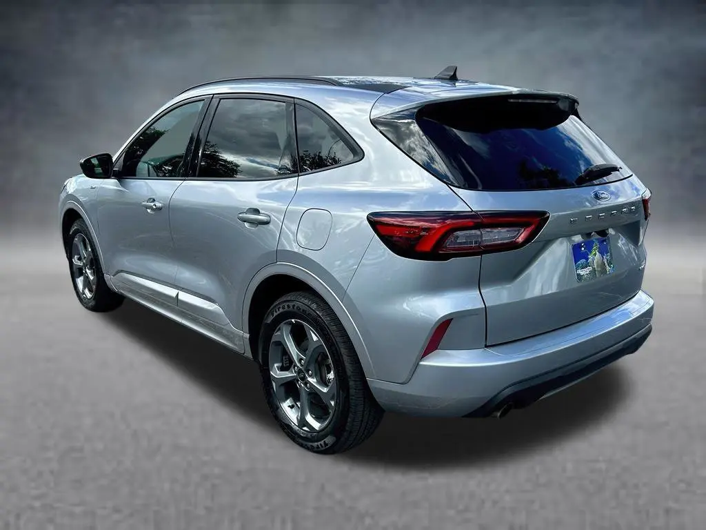 2024 Ford Escape - $16,449