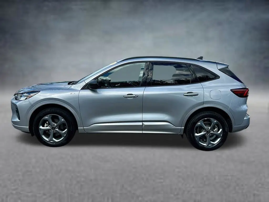 2024 Ford Escape - $16,449