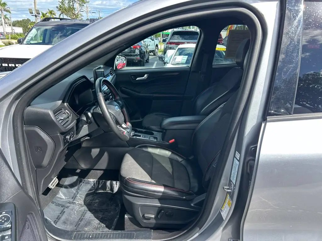 2024 Ford Escape - $16,449