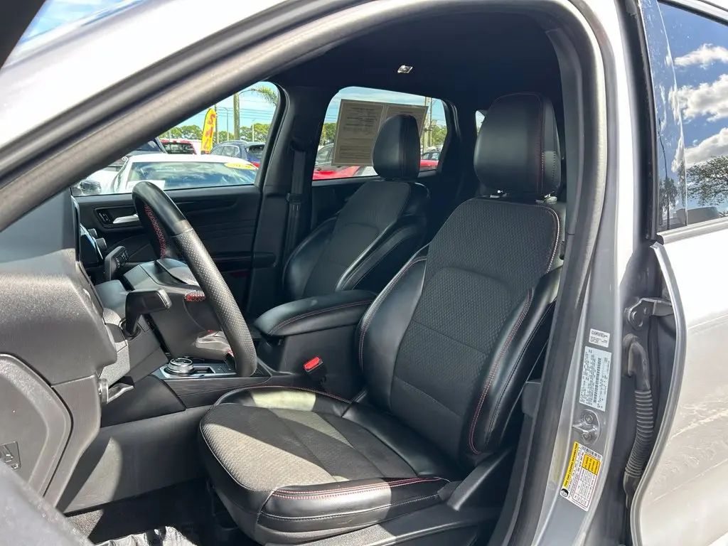 2024 Ford Escape - $16,449
