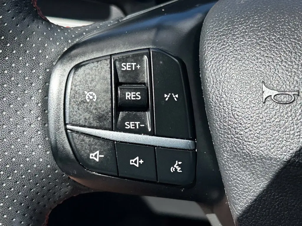 2024 Ford Escape - $16,449