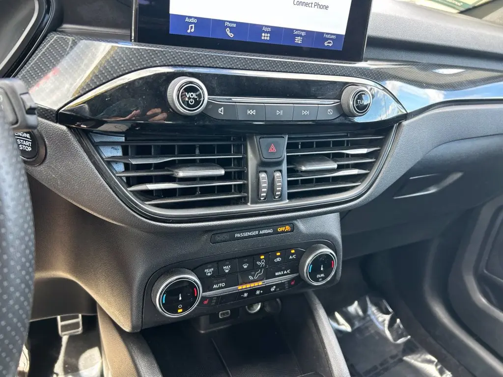 2024 Ford Escape - $16,449