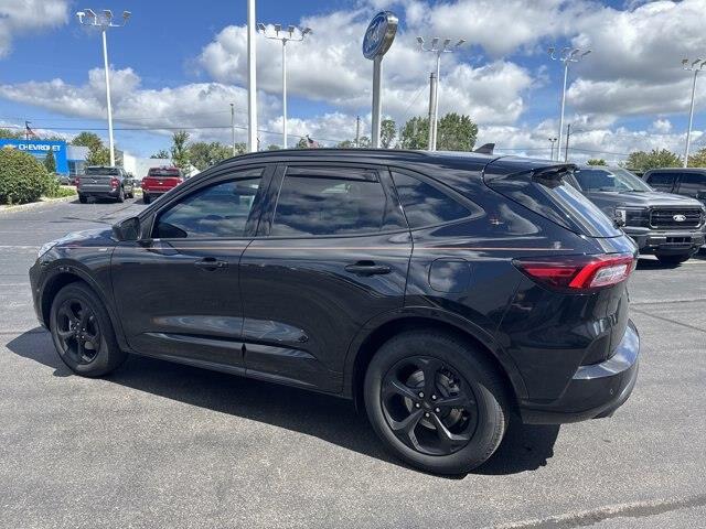 2024 Ford Escape - $25,080