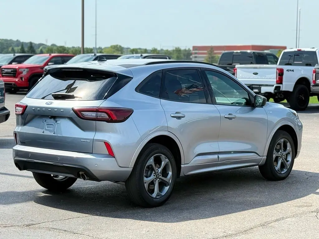 2024 Ford Escape - $21,186