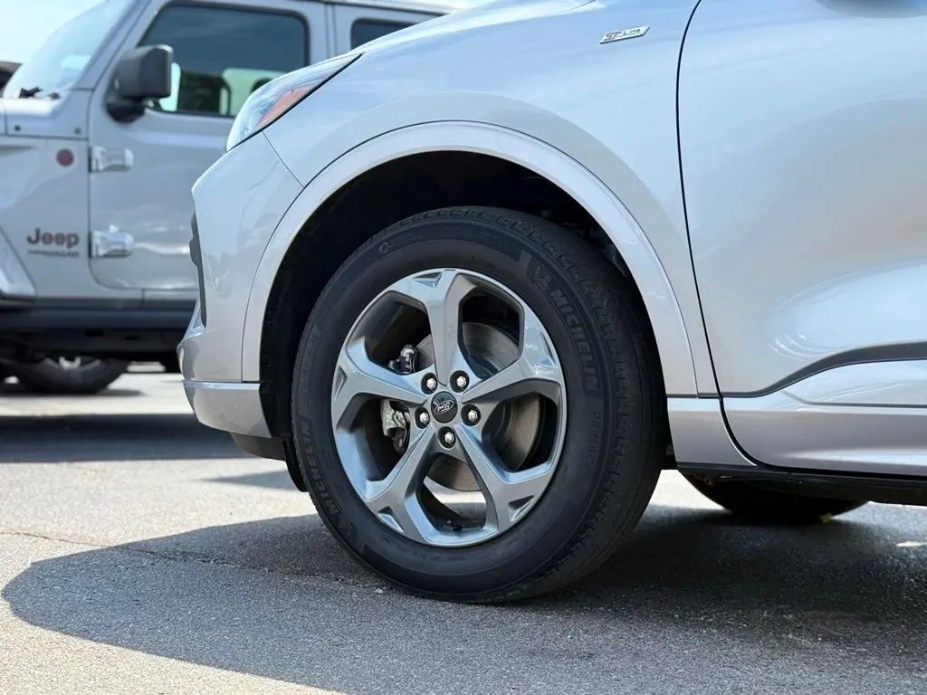 2024 Ford Escape - $21,186