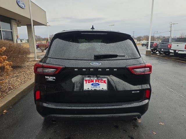 2024 Ford Escape - $27,090