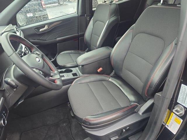 2024 Ford Escape - $27,090