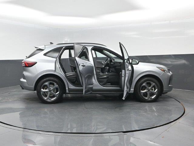 2024 Ford Escape - $20,000