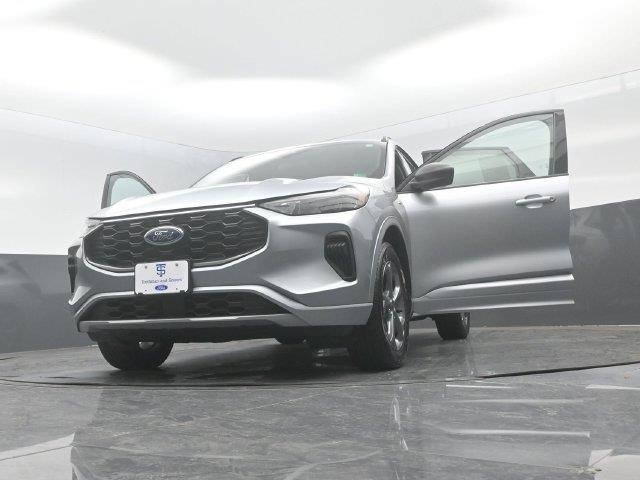 2024 Ford Escape - $20,000