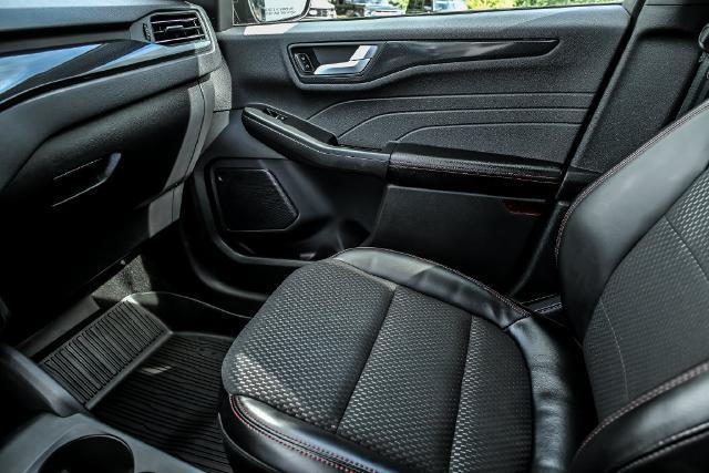 2024 Ford Escape - $24,990