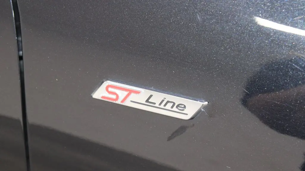 2025 Ford Escape ST-Line