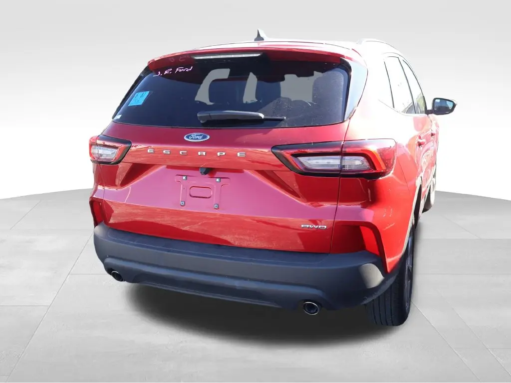 2026 Ford Escape - $27,360