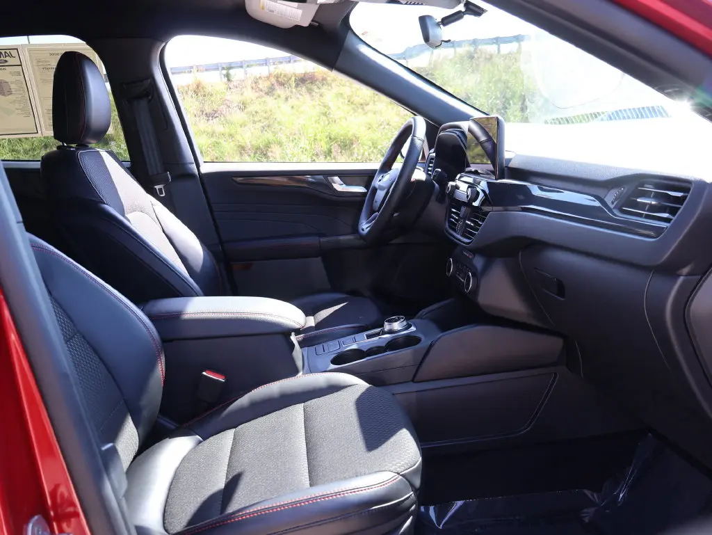 2026 Ford Escape - $27,360