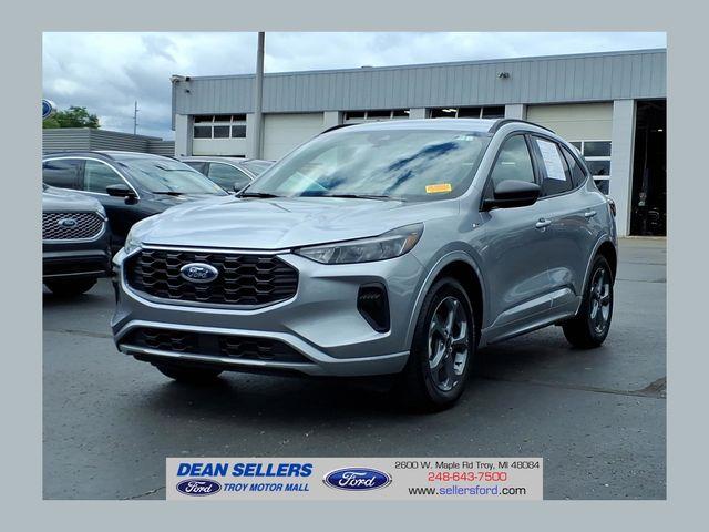 2023 Ford Escape