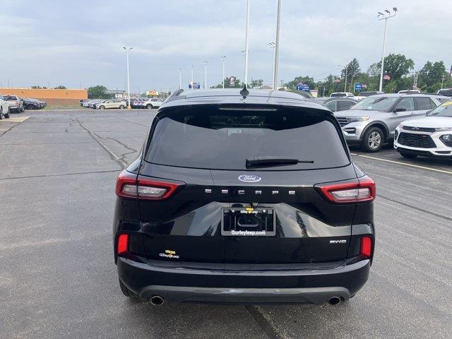 2023 Ford Escape - $20,800