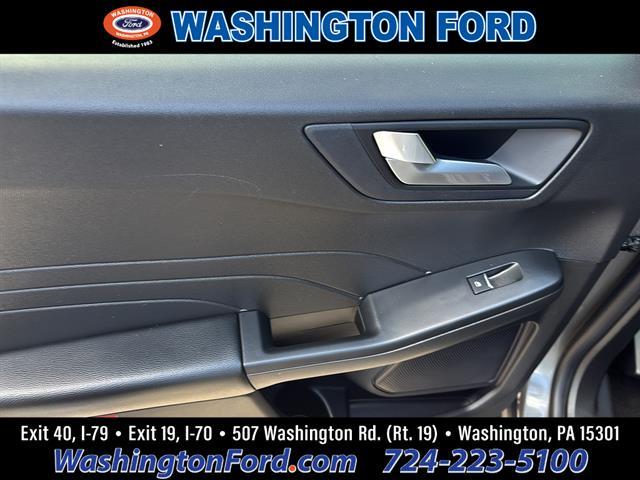 2023 Ford Escape - $25,000