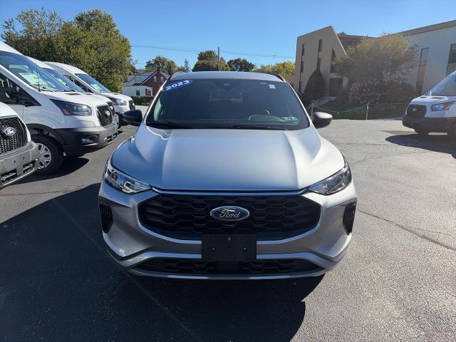 2023 Ford Escape - $23,495