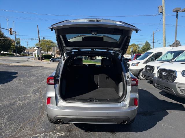 2023 Ford Escape - $23,495