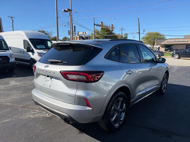2023 Ford Escape - $23,495