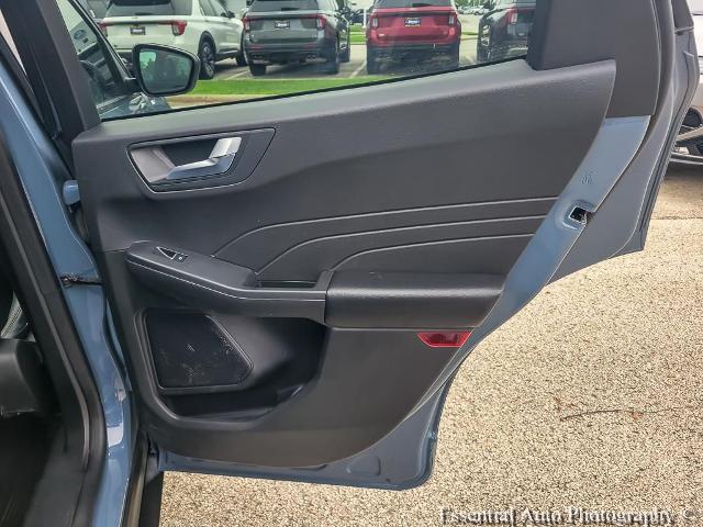 2023 Ford Escape - $18,088