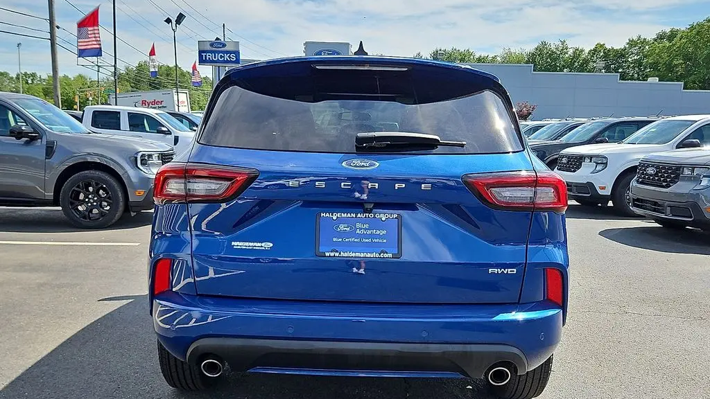 2023 Ford Escape ST-Line