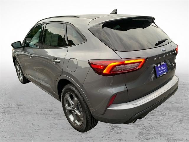 2023 Ford Escape - $21,898