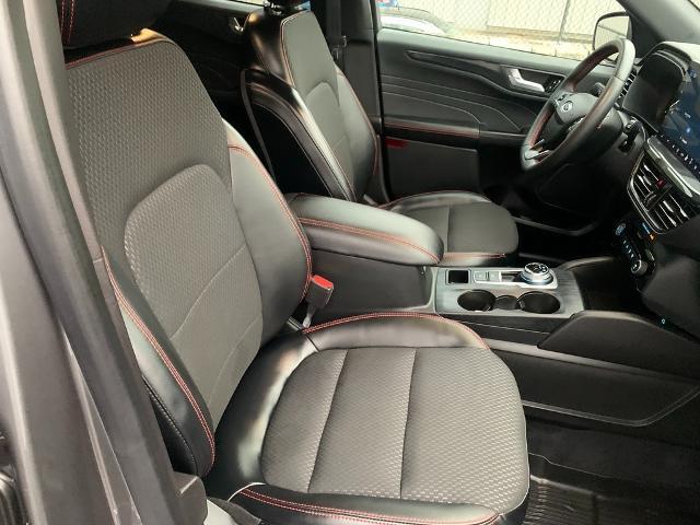 2023 Ford Escape - $21,898