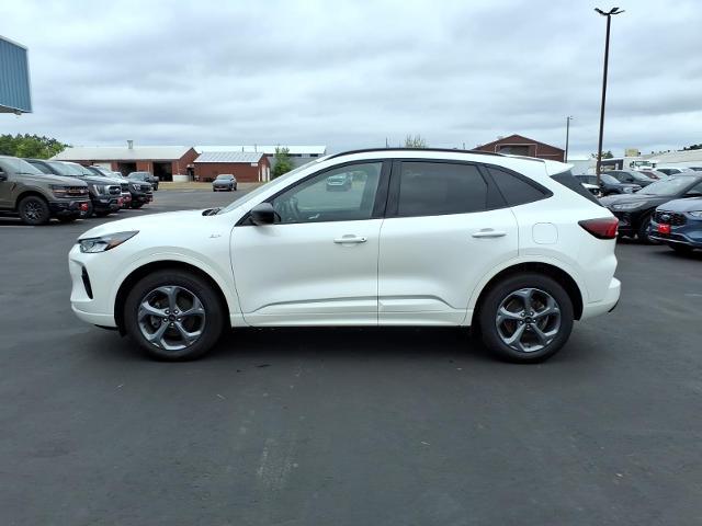 2024 Ford Escape ST-Line — photo 1 of 12