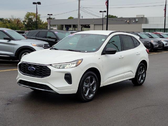 2024 Ford Escape - $26,950