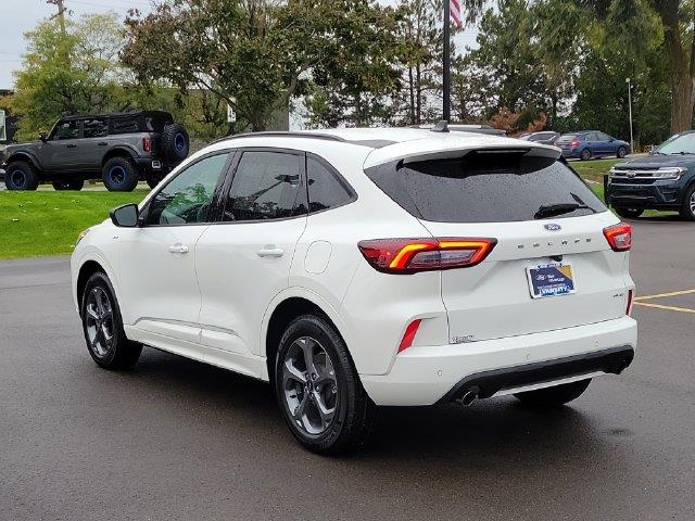 2024 Ford Escape - $26,950