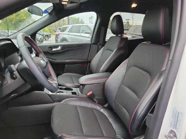 2024 Ford Escape - $26,950