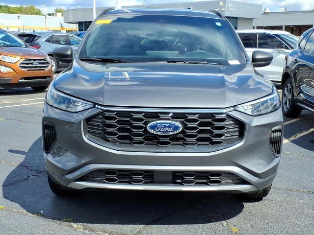 2024 Ford Escape - $24,900
