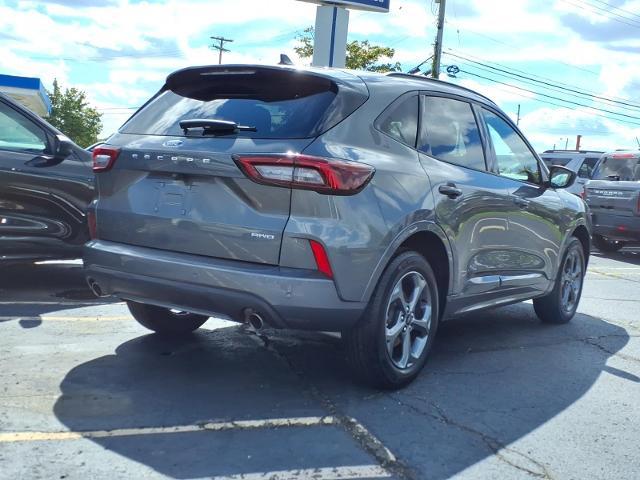 2024 Ford Escape - $24,900