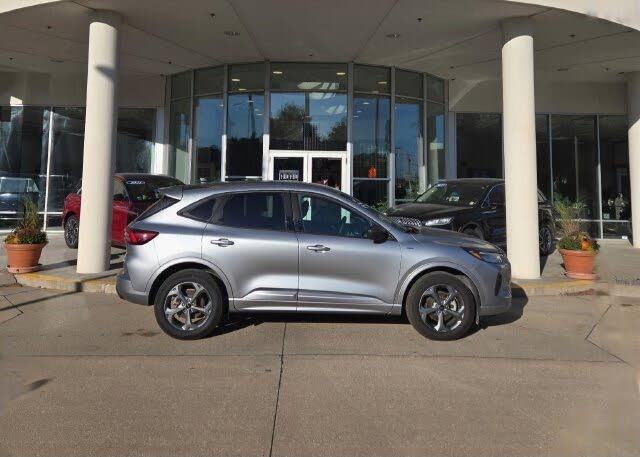 2024 Ford Escape - $26,593